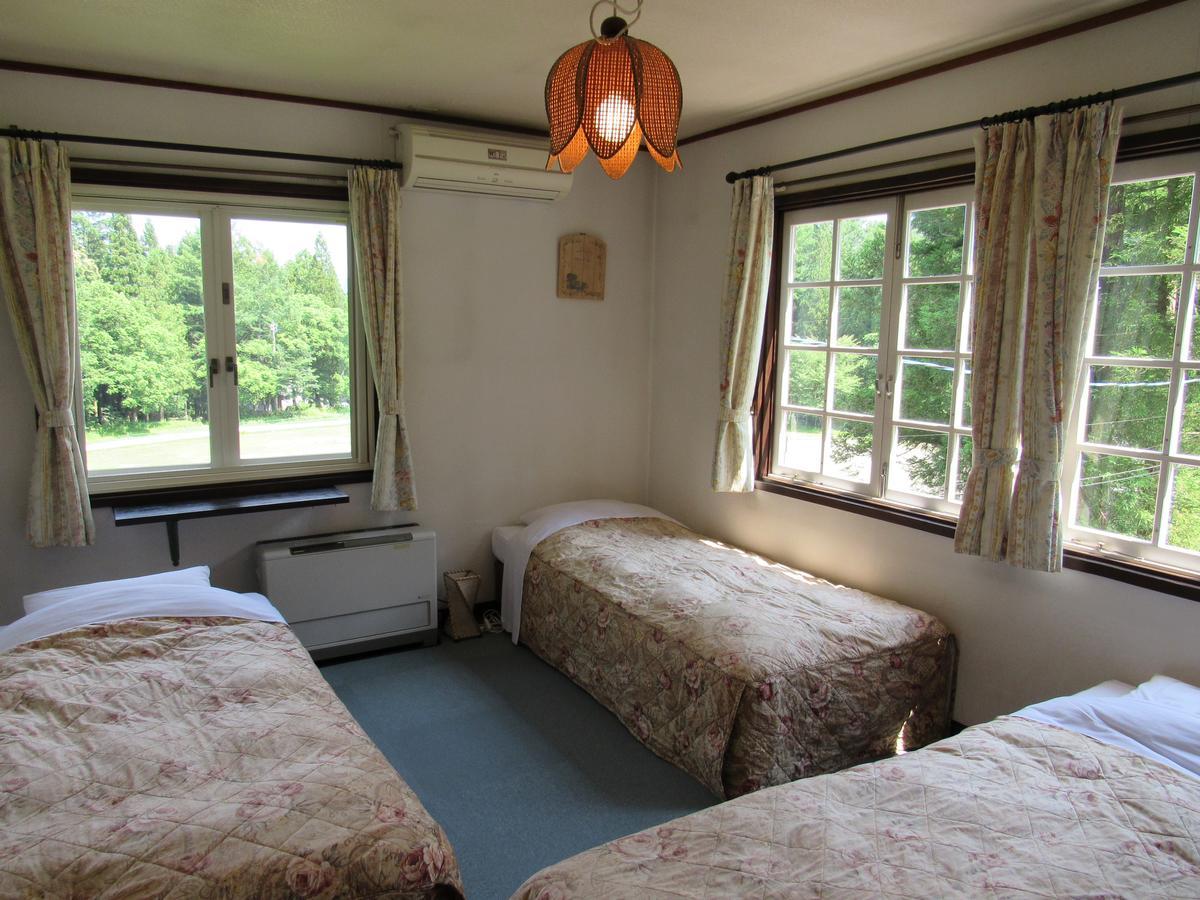 ペンション ちゃうちゃう Bed & Breakfast Hakuba Dış mekan fotoğraf